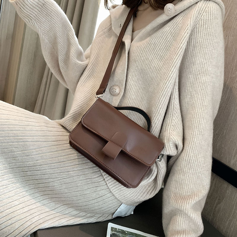 Strap shoulder bag crossbody bag